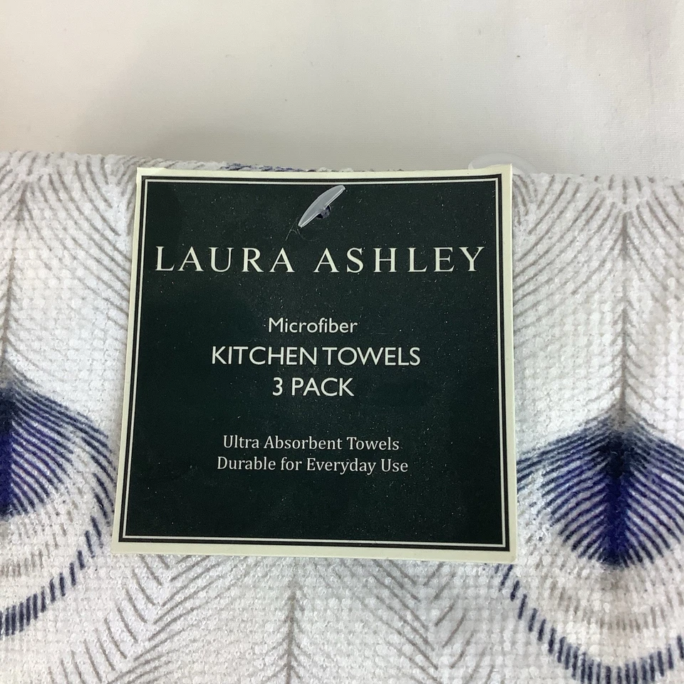 Paquete de 3 toallas de cocina de microfibra Laura Ashley azules y blancas plumas de pavo real Foto 2 de 4