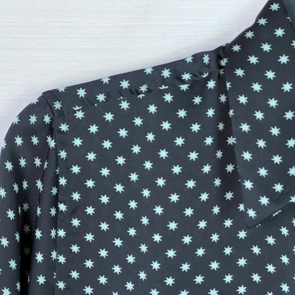 Camiseta Equipment Top Mujer S Negra Estampado de Estrellas Abotonada Utilidad Satén Manga Larga Foto 3 de 4