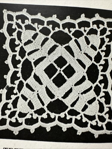 1930s Lily Crocheted Bedspreads Tablecloth Novelties Pattern Book NO 102 - Picture 17 of 24