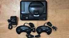 SEGA Mega Drive 16-Bit Console with Controllers & Five Games Bundle 8012-25