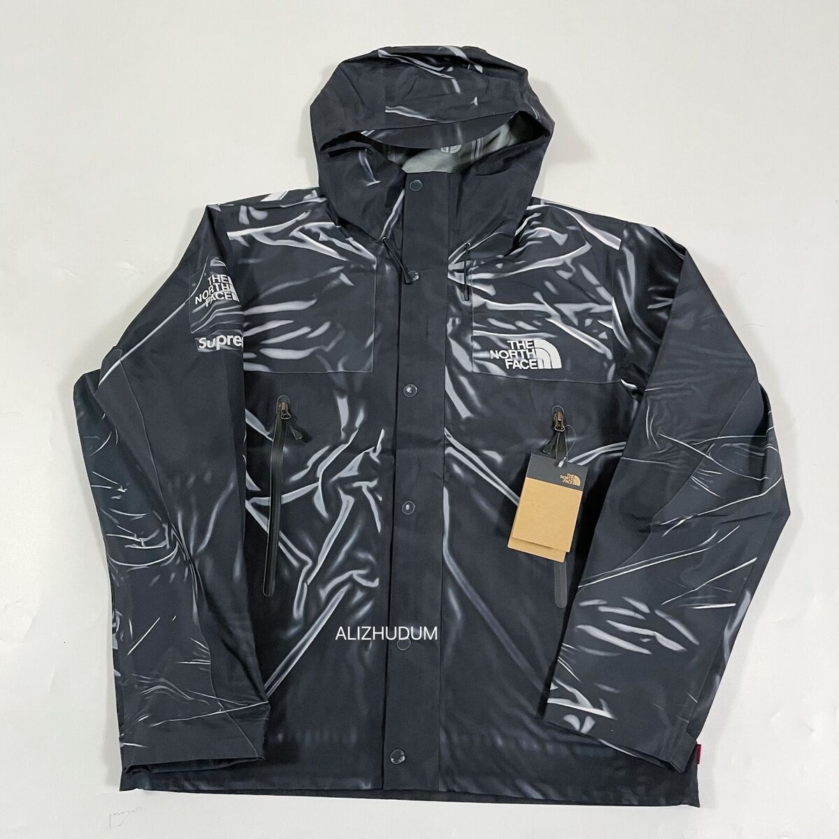 SUPREME SS23 THE NORTH FACE TROMPE L’OEIL TAPED SEAM SHELL JACKET BLACK