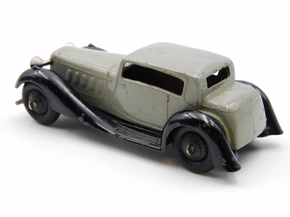 Dinky Toys Humber Vogue coupe' 36C 1/43 vintage die cast model car - Immagine 2 di 4