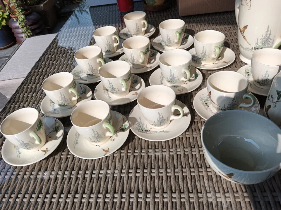 Vintage Royal Doulton The Coppice Coffee Set Pot 14 Coffee Cans Jug Bowl 1942 - Image 3 of 4