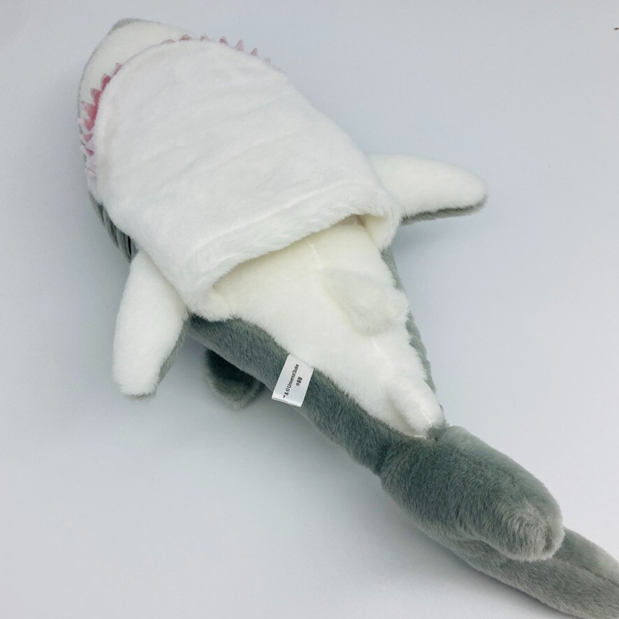 Plush animal en peluche requin Marionnette à main - Chine Marionnette en peluche