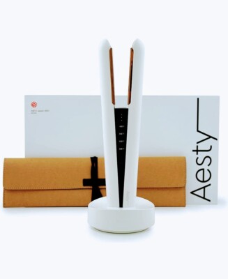 Aesty Dual Heater Flat Iron gift Package Titanium Wireless Kbeauty