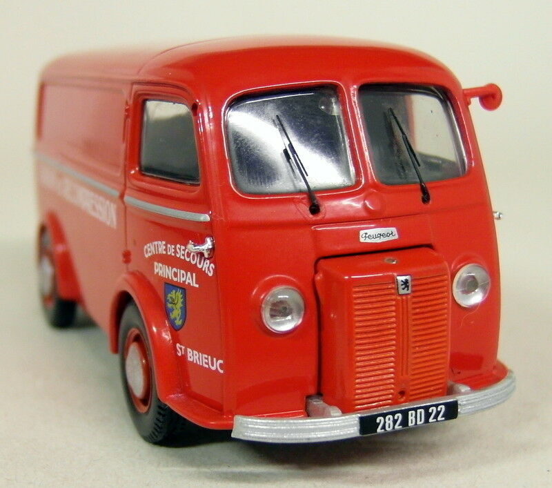 Corgi 1:43 - Camionnette miniature - Peugeot D3A St Brieuc - Caisson De