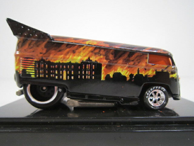 Hot Wheels HW 2008 NATIONALS VOLKSWAGEN VW DRAG BUS CHICAGO FIRE