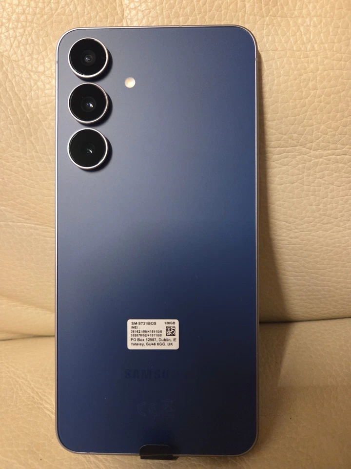 Samsung Galaxy S25 FE 128GB Nagelneu Dual-SIM E-SIM - Bild 2 von 3