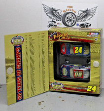 2008 Jeff Gordon Dupont Daytona 500 1/64 Winner's Circle NASCAR Diecast Set