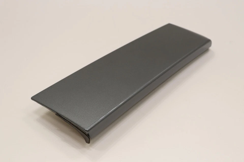 2017 - 2024 NISSAN TITAN ROOF REAR RIGHT SPOILER COVER PANEL OEM GRAY_KAD - Image 3 of 4