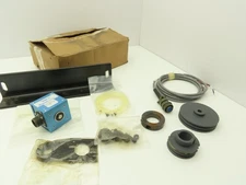Dynapar Controls 2106001010 Danaher Servo Motor Encoder 3/8" Shaft 5-26V