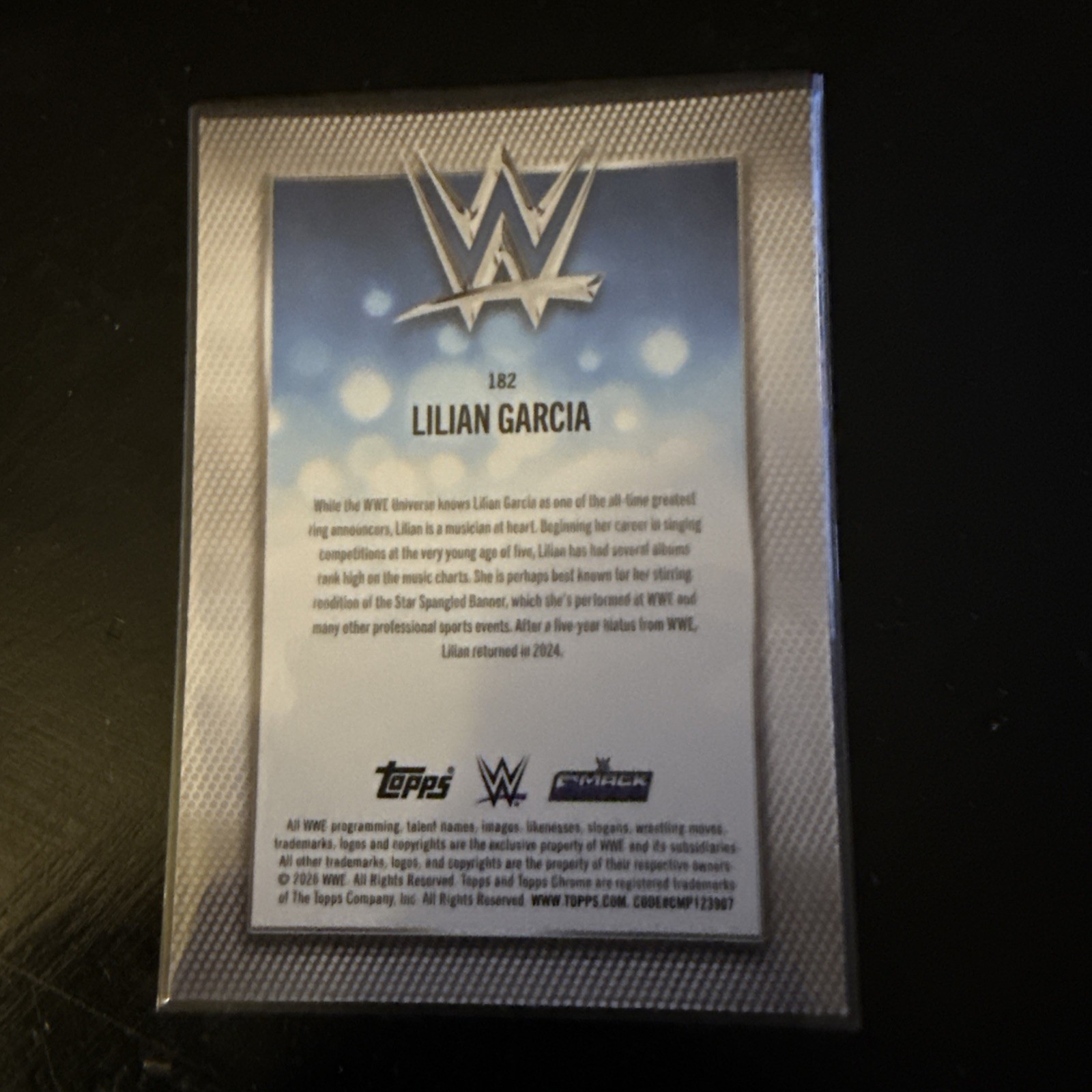 2026 Topps Chrome WWE Lilian Garcia Blue Raywaive Refractor /150 #182 view 2