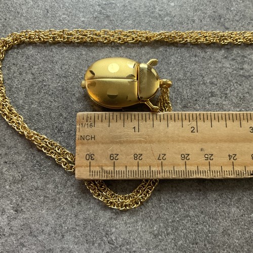 Vtg Collezio Lady Bug Pendant Necklace Watch Women 24mm Gold Tone with Chain B-P - Picture 5 of 7