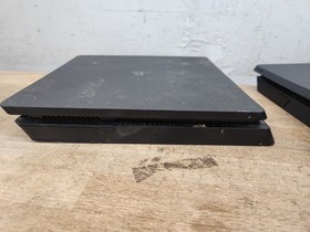 Lot of 2x Sony PlayStation 4 Consoles -PARTS/REPAIR-