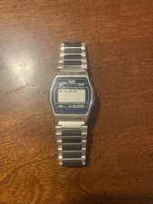 Vintage Timex Quartz Lithium Alarm Chronograph Digital Water Resistant .