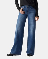 Levi's  Women  s Mid Rise 318 Shaping Wide Leg Jeans 31x32