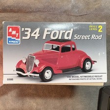 125 Scale Amt Ertl Model Car Kit 6686 34 Ford Street Rod - Body Painted