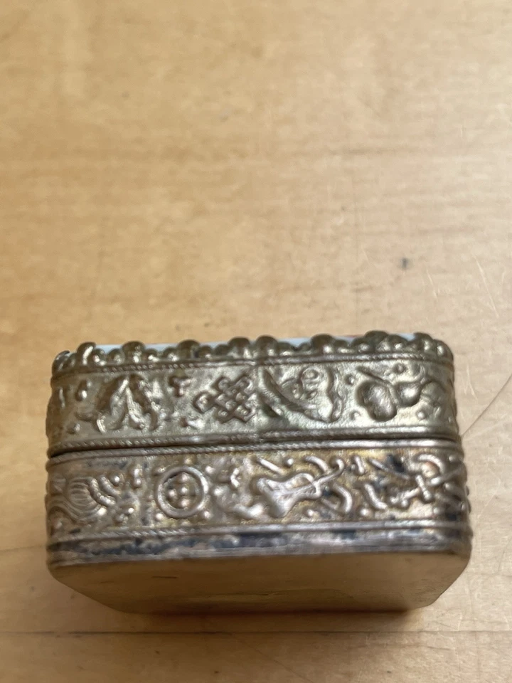 CHINÊS. PRATA ESTERLINA VINTAGE, INSERÇÃO DE TAMPA DE PORCELANA PINTADA À MÃO, COMPACTO, HLMK. - Imagem 2 de 4