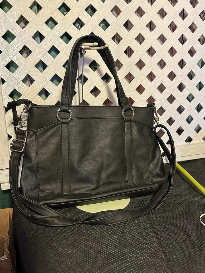 Bolso Bandolera Rosetti Negro con Múltiples Bolsillos y Correa Ajustable Nuevo con Etiquetas Foto 2 de 4