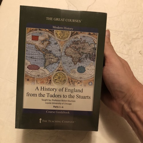 Great Courses A History of England from the Tudors to the Stuarts Book & DVDs - Foto 6 di 8