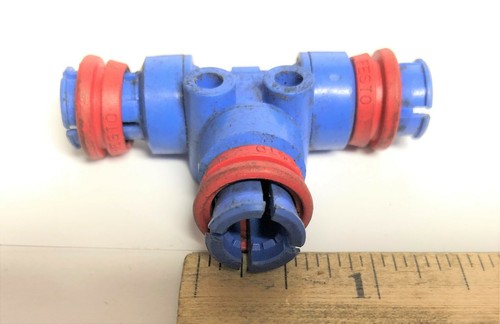 3 - Festo push / pull tee-fittings plastic blue and red LOT # 12455 - Picture 7 of 7