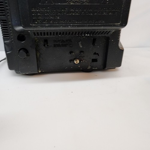 Durabrand 13" inch CRT Retro Gaming TV DWT1304 Tested Great Gamer TV - Picture 10 of 13