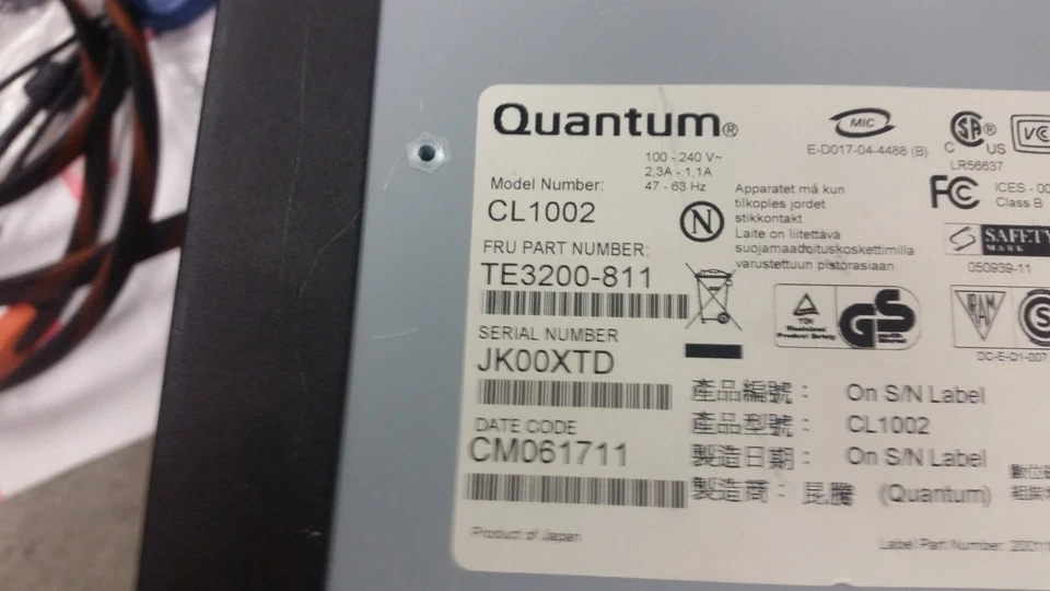 Quantum Ultrium LTO 2 Tape Drive CL1002 160 SCSI 200/400GB Desktop TE3200-811 - Image 4 of 4