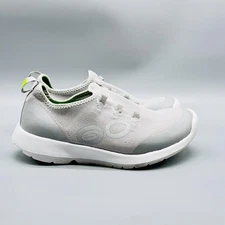 OOFOS Shoes Womens 6 White Gray OOmg eeZee Low Slip On Recovery Sports Sneakers