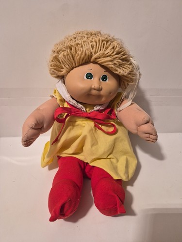 1982 Cabbage Patch Kids Doll - Afbeelding 1 van 6