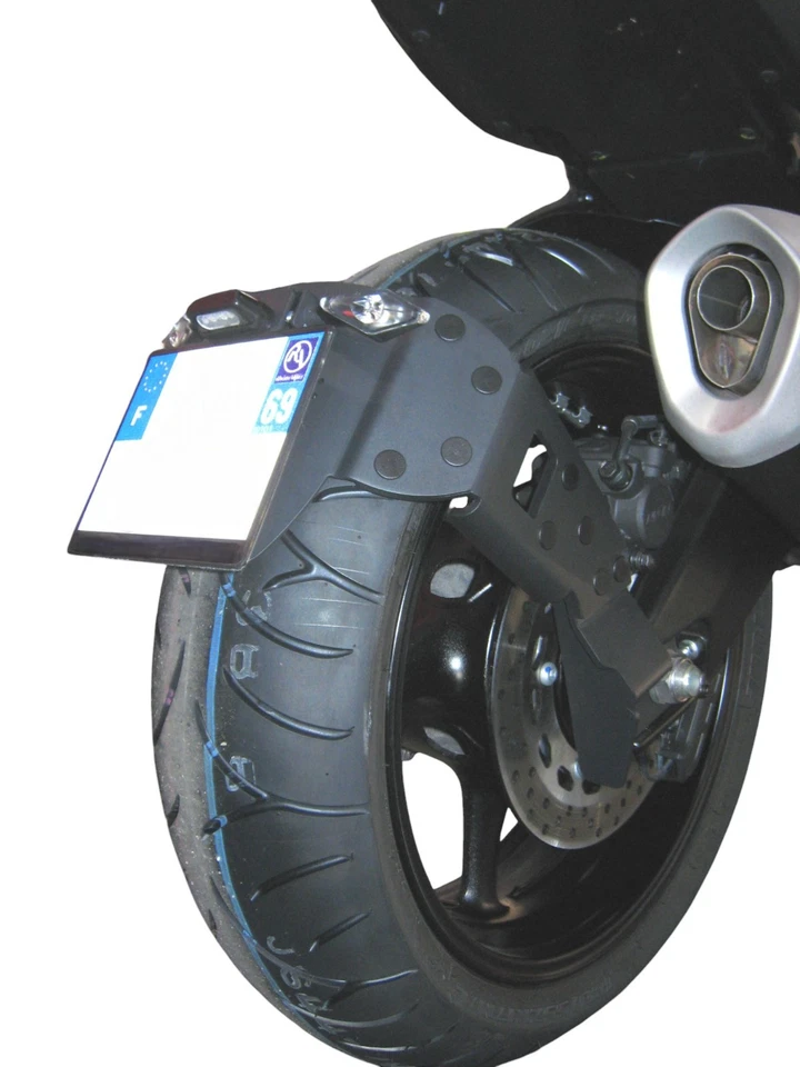 Support de plaque ras de roue YAMAHA FZ1 et FZ8 de l'année 2006 à 2017 - Photo 2/4