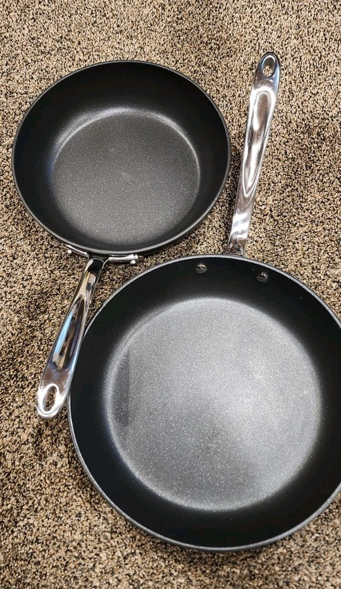 All-Clad Hard Anodized Nonstick Fry Pan, Set of 2, 8.5" and 10.5"
Opens in a new window or tab