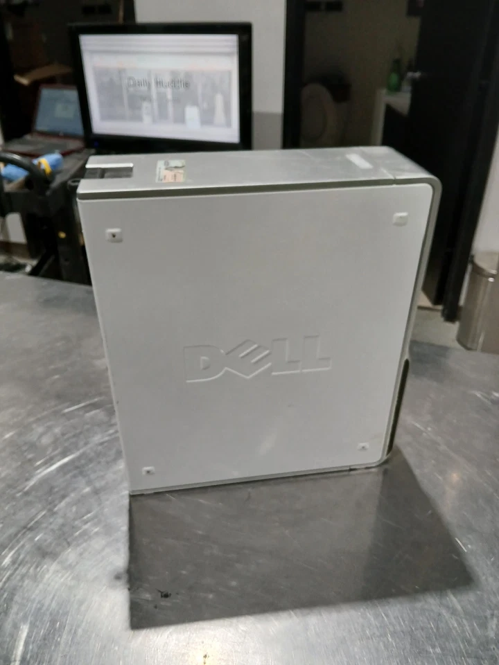 Dell Dimension C521 VINTAGE RETRO PC 6GB RAM 320 GB HDD Windows 7 Home premium - Image 4 of 4