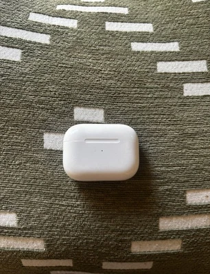 Apple AirPods Pro (1st generation)