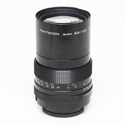 Pentacon 135mm 1:2.8 Objektiv  auto MC Kamera Lens (M42)