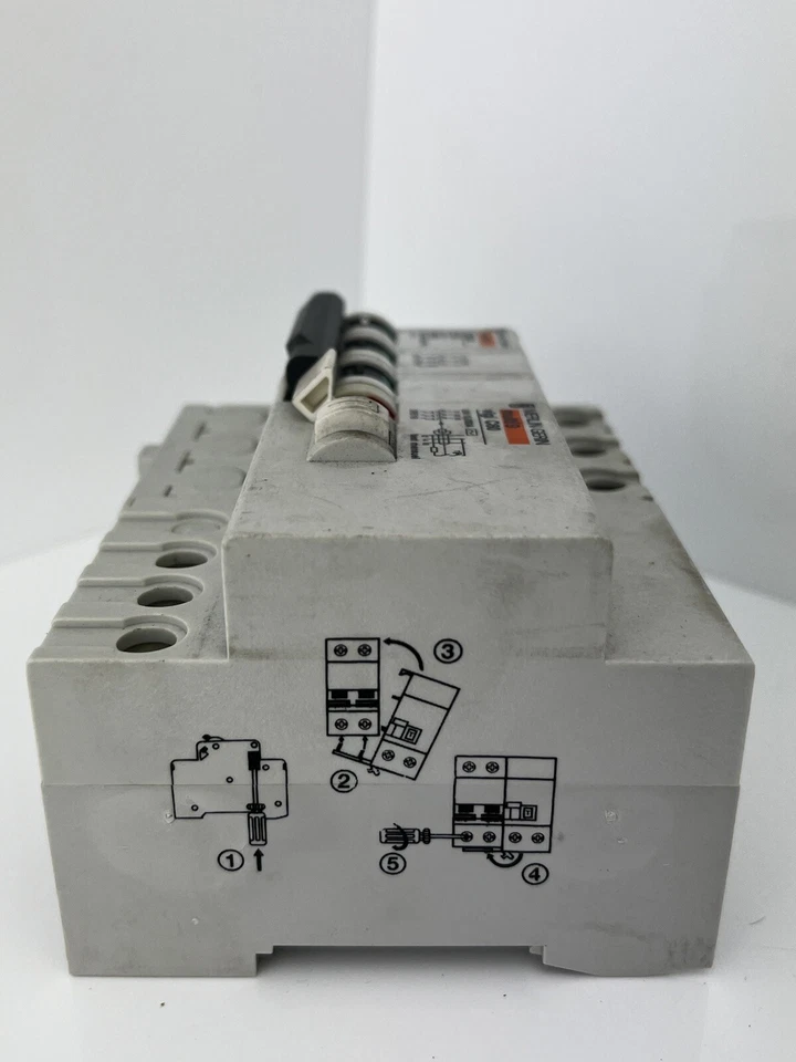 Merlin Gerin Fehlerstrom-&Leitungsschutzschalter C 20A / Multi 9/ C60N/ Vigi C60 - Bild 3 von 4