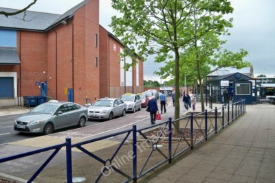 Foto 6x4 Taxistand und Busbahnhof - Fareham in Harper Way, Rigg c2010