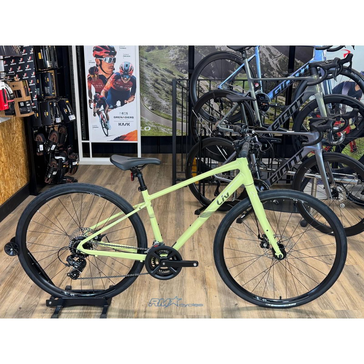 Alight Liv Bikes Australia 2024 Liv Alight DD Womens Alloy Hyrbid Bike In  Green UK