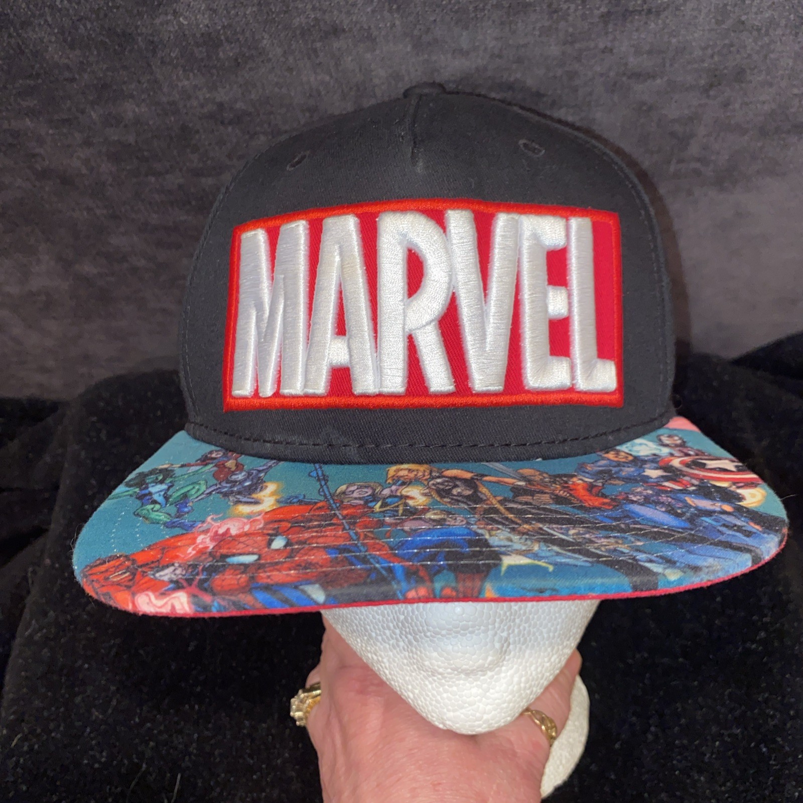 MARVEL AVENGERS ADJUSTABLE SNAPBACK BASEBALL HAT … - image 3