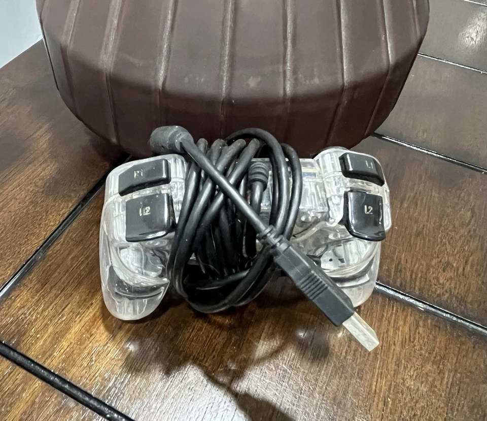 Afterglow AP.2 Clear Wired Controller for PS3 - NOT TESTED sold AS IS - Image 3 of 3