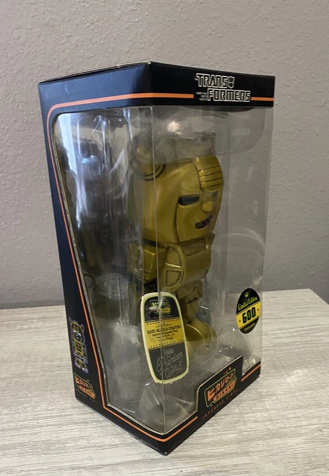 Funko Hikari - Transformers - Edición Limitada 600 Piezas - Abejorro Oro 24k Foto 4 de 4
