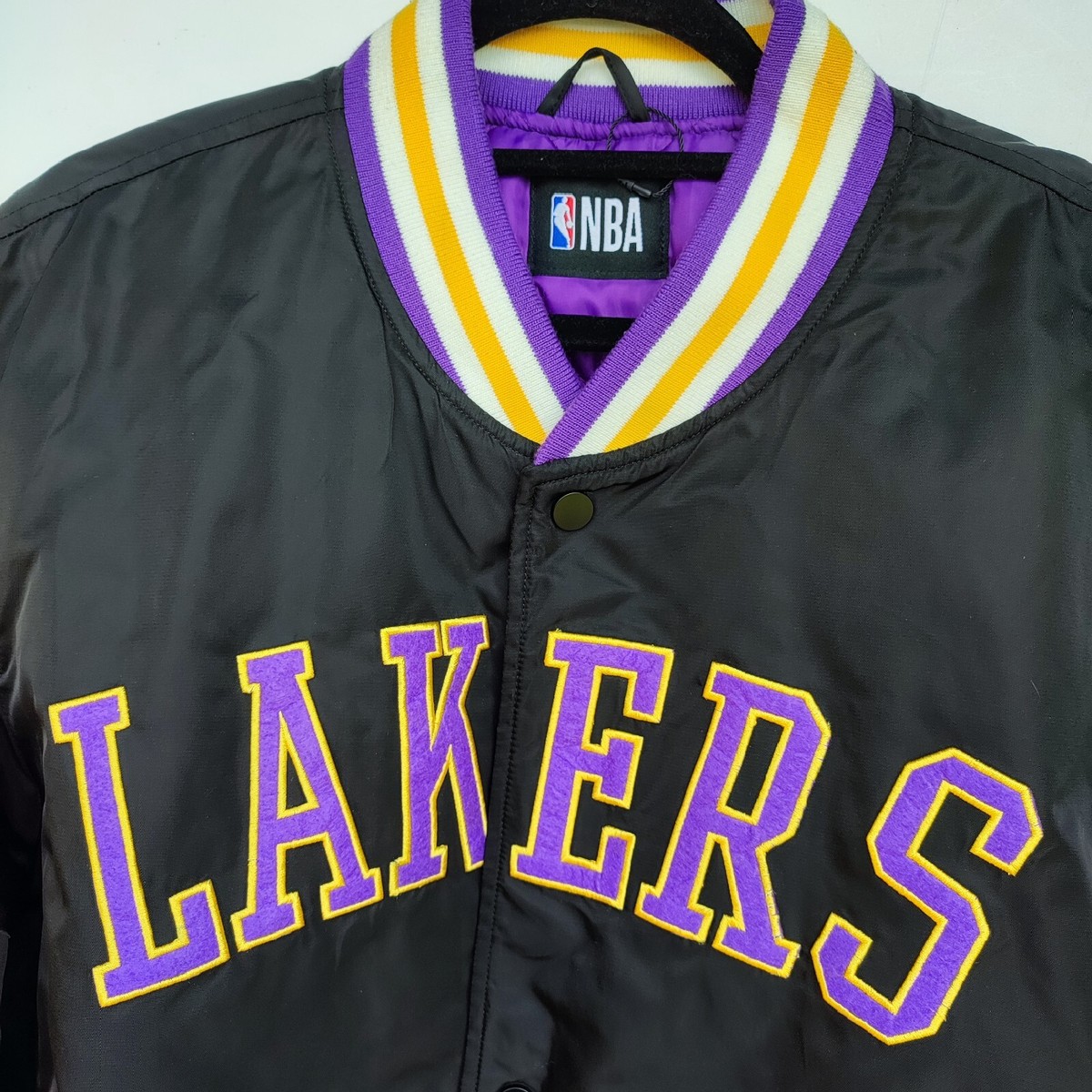 Lakers NBA Basketball James 6 Bomber Primark Jacket | Men's Large View 2