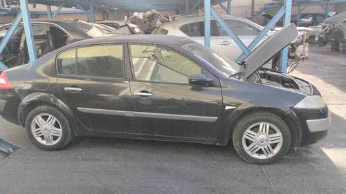 8200275053 Colector Admision para RENAULT MEGANE II CLASSIC BERLINA 2004 3632585 - Imagen 6 de 10