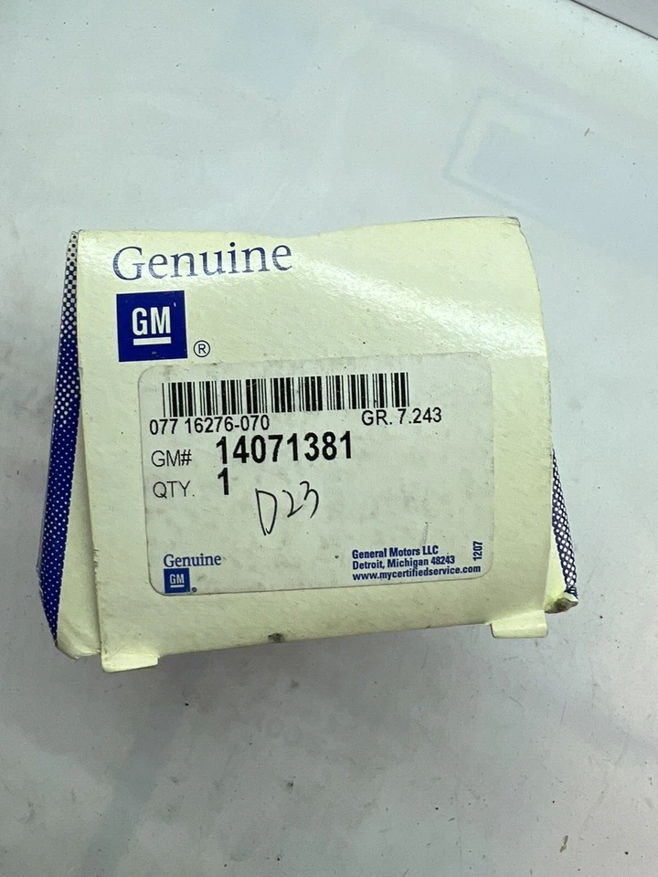 Aislador de eje estabilizador GM 14071381 Foto 4 de 4