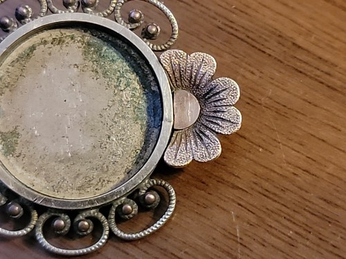 Broche de joyería de luto de lujo de la era victoriana GF marco de fotos decorado cierre en C - Imagen 7 de 10