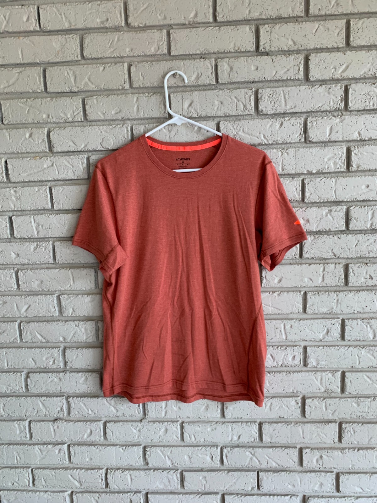 Brooks Women's Orange Running Short Sleeve TShirt Medium eBay