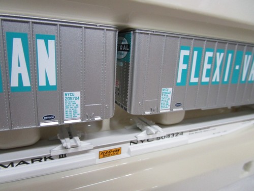 Walthers Gold HO Scale NYC NYCU New York Central Flexi-Van Trailer Flat Car NIB - Picture 3 of 7