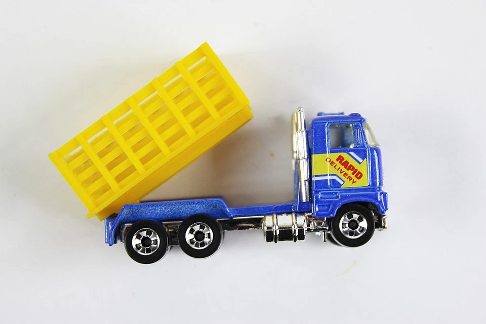 Camión de estacas/ganado azul Hot Wheels escala 1:64 1981 Foto 3 de 4