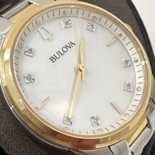Bulova Women's Quartz Diamond Accents Gold and Silver Watch 32mm 98P184 - 第 1/24 張圖片