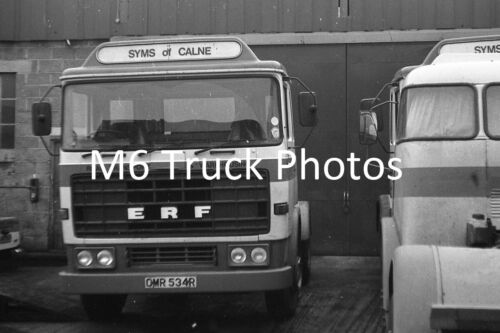 M6 Truck Photos - ERF B Series - Syms Of Calne. - Bild 1 von 1