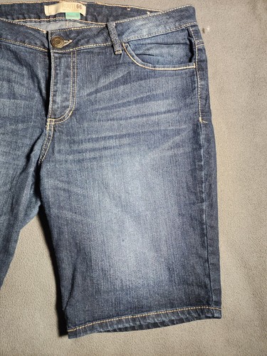 Route 66 Shorts Womens Size 12 Classic Fit Blue Jeans Zip Button Belt Loops - Picture 8 of 23